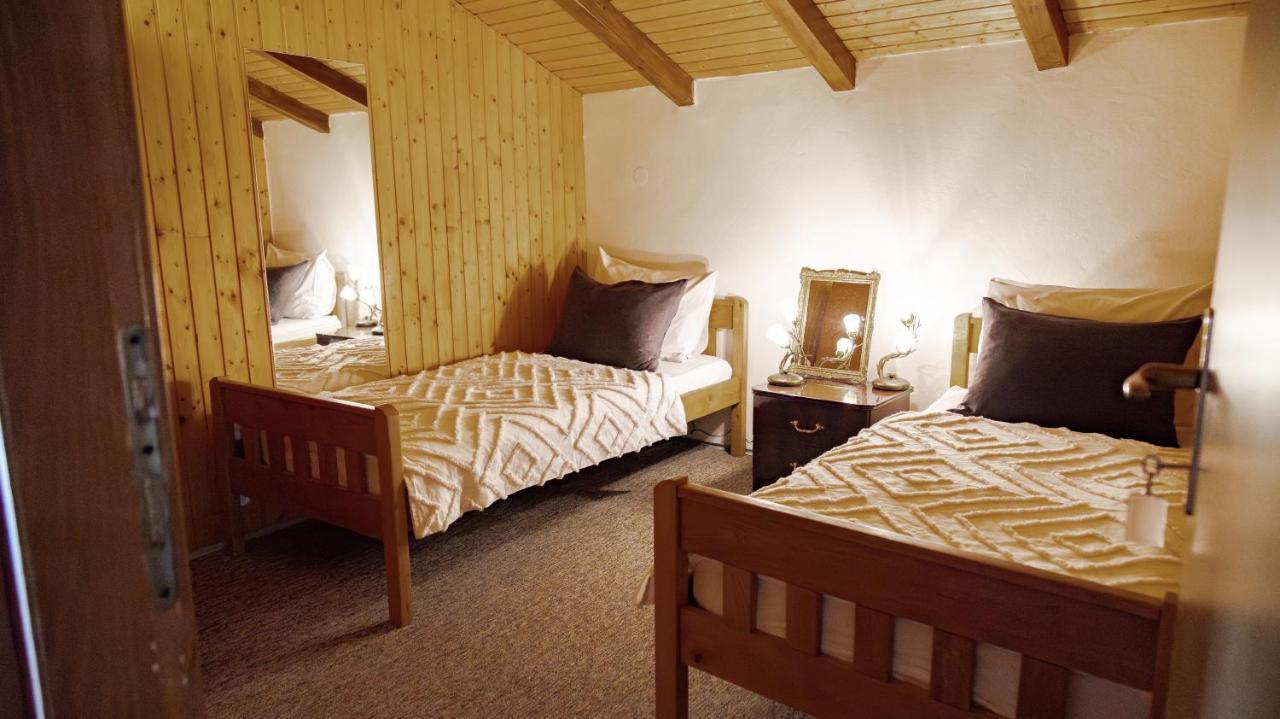 Apartamento Scardona Rustica, Bed & Breakfast With Jacuzzi, Bbq And Free Parking In Skradin, Krka Exterior foto